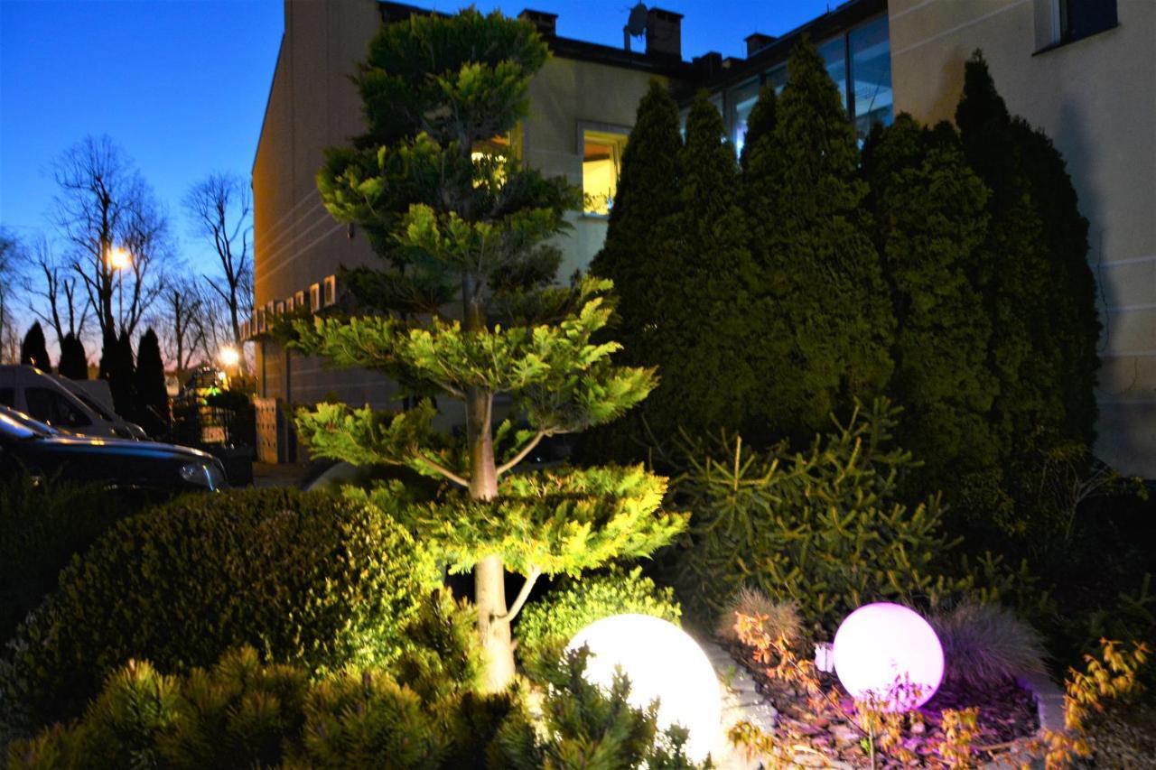 Apartamenty I Pokoje „Pod Jedynka” Konstantynów Łódzki Exterior foto