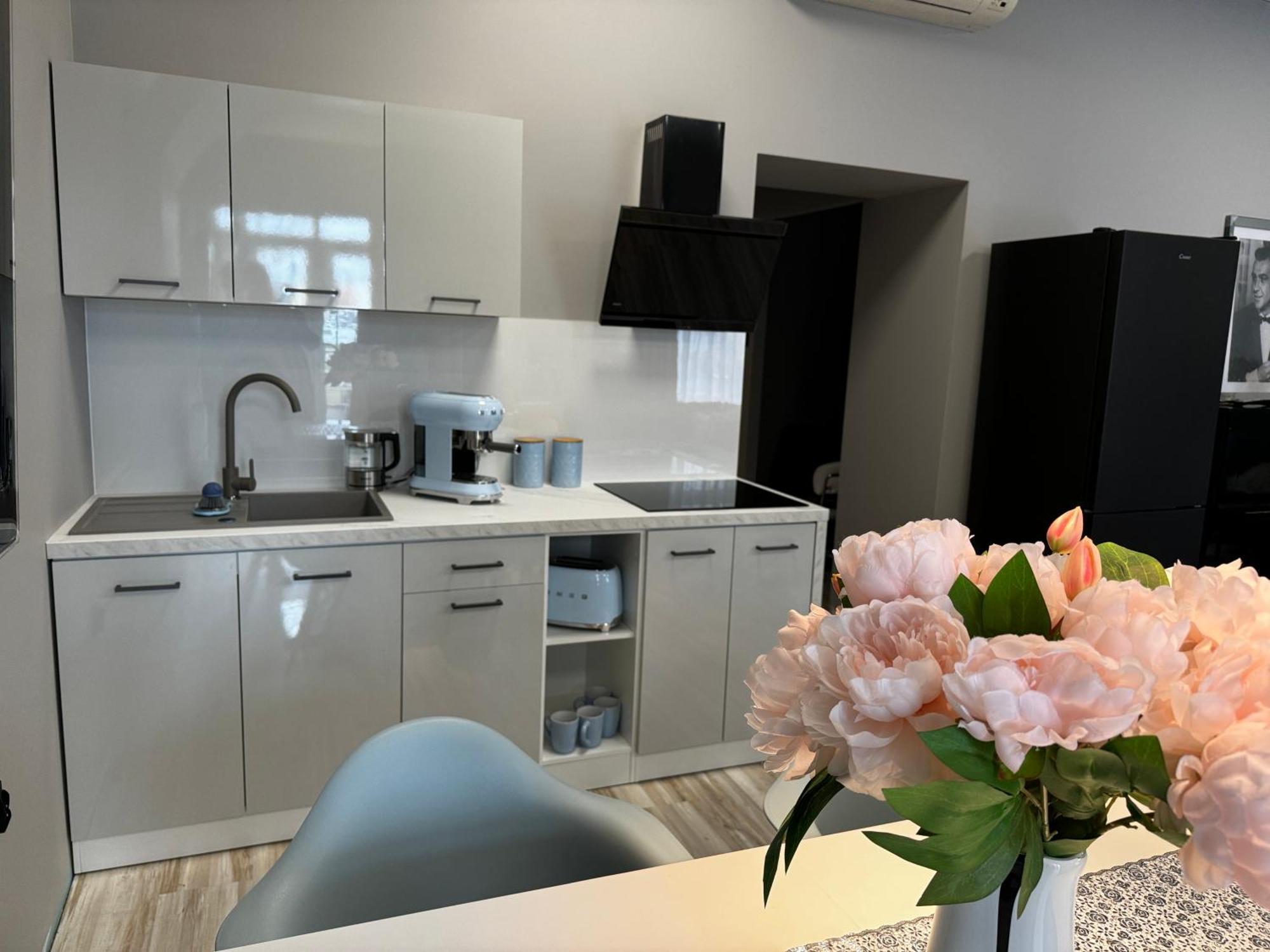 Apartamenty I Pokoje „Pod Jedynka” Konstantynów Łódzki Exterior foto