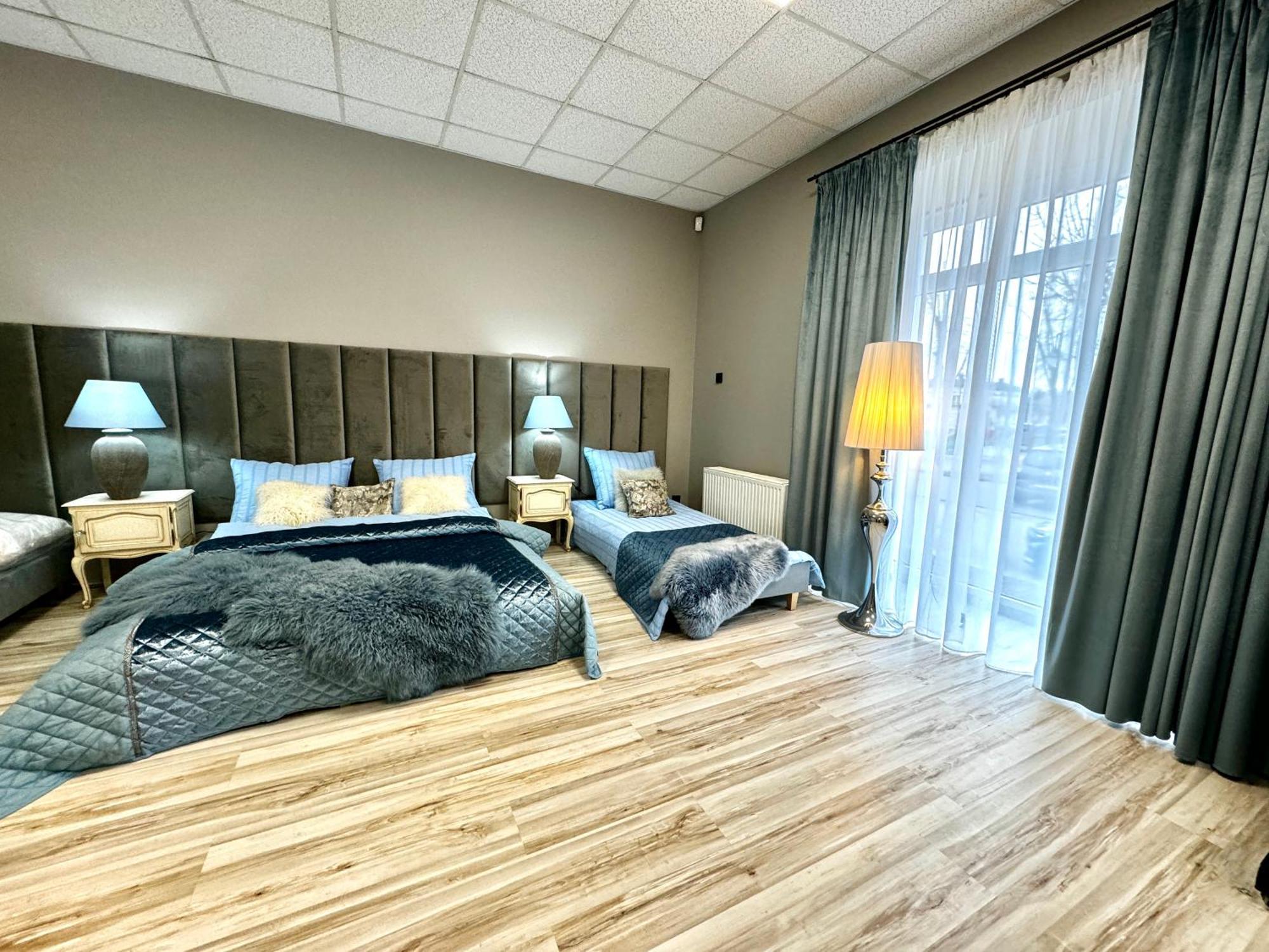 Apartamenty I Pokoje „Pod Jedynka” Konstantynów Łódzki Exterior foto