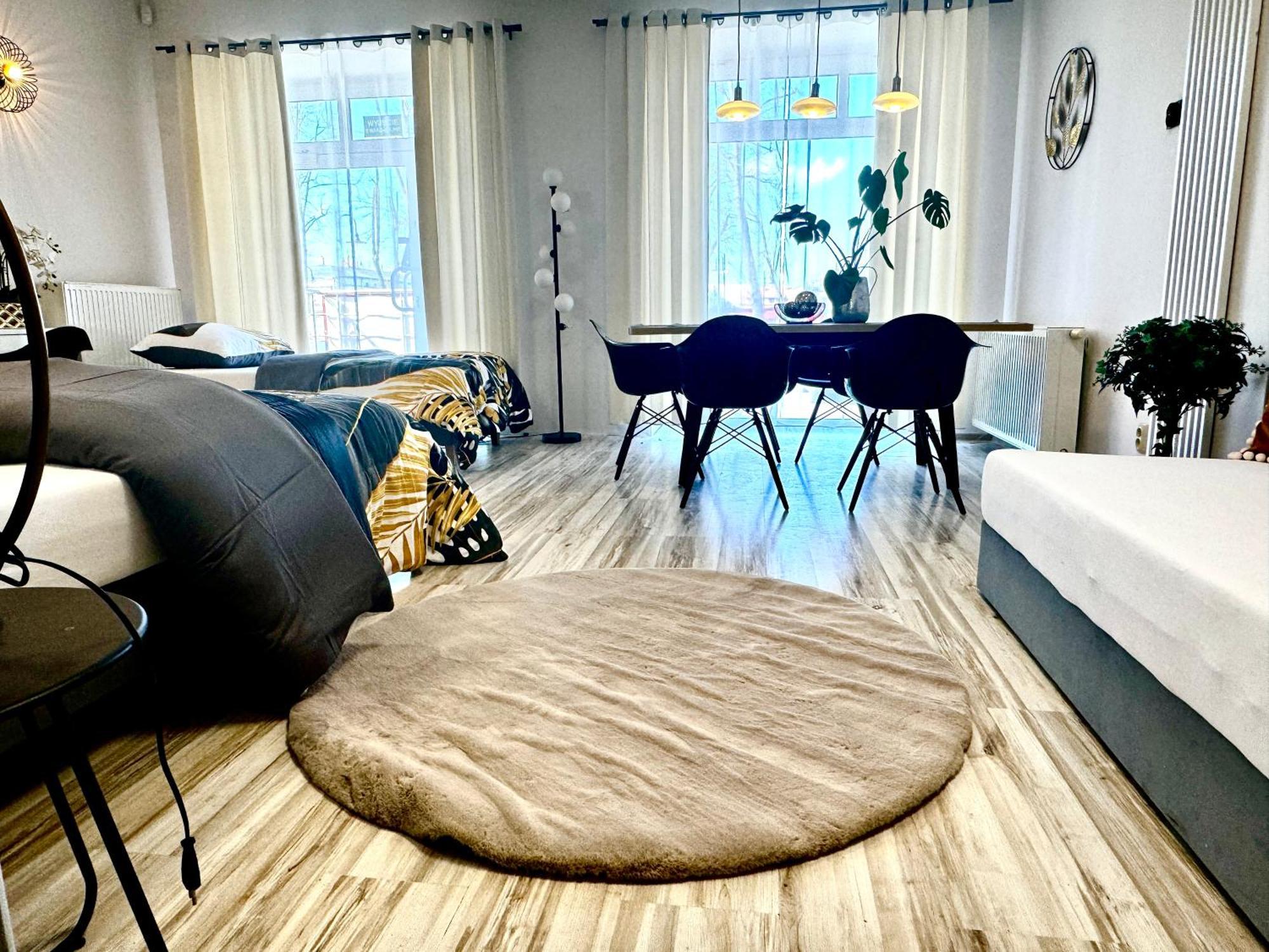 Apartamenty I Pokoje „Pod Jedynka” Konstantynów Łódzki Exterior foto